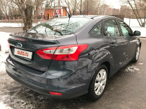 2012 Ford Focus III, серый - вид 3