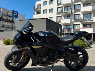 2024 Yamaha YZF-R1, чёрный, 2300000 рублей, вид 1