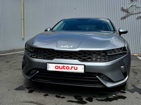 2022 Kia K5 III, серый, 3000000 рублей
