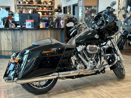 2022 Harley-Davidson Road Glide Special, чёрный, 3490000 рублей, вид 5