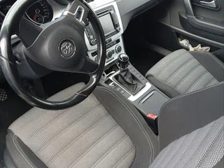 2013 Volkswagen Passat CC I Рестайлинг, серебристый, 1267000 рублей, вид 5