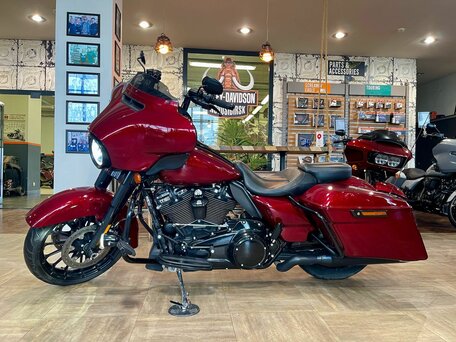 2019 Harley-Davidson Street Glide Special, пурпурный, 2150000 рублей, вид 1