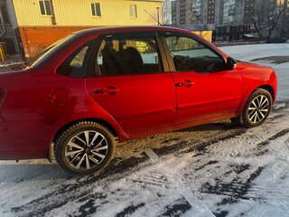 2020 Lada (ВАЗ) Granta I Рестайлинг, красный, 650000 рублей, вид 2