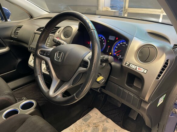 2011 Honda Stream II Рестайлинг, синий, 1400000 рублей - вид 7