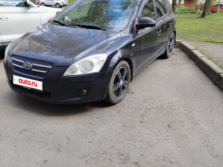 2009 Kia Ceed I, чёрный, 700000 рублей, вид 3