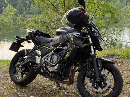 2018 Kawasaki Z 650, чёрный, 599000 рублей, вид 1