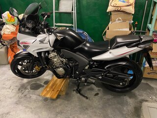 2010 Honda CBF 600, белый, 620000 рублей, вид 4