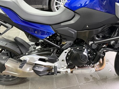 2020 BMW F 900 R, синий, 1190000 рублей, вид 4
