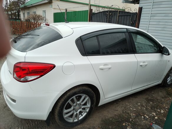 2012 Chevrolet Cruze I, белый, 480000 рублей - вид 3