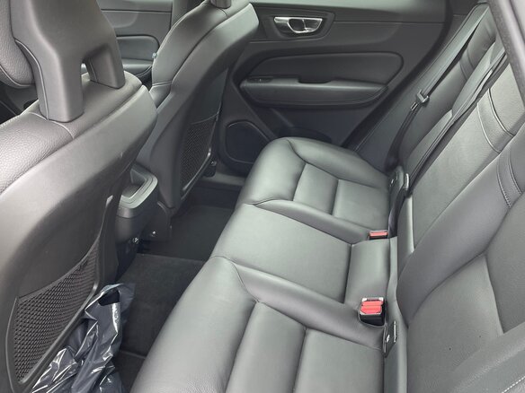 2018 Volvo XC60 II, чёрный, 3500000 рублей - вид 19