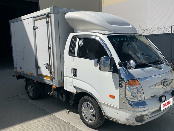 2010 Kia Bongo, белый, 760000 рублей - вид 4