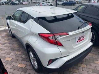 2019 Toyota C-HR I Рестайлинг, белый, 1479000 рублей, вид 5
