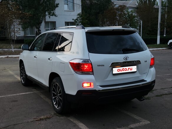2013 Toyota Highlander II (XU40) Рестайлинг, белый, 1745000 рублей - вид 6
