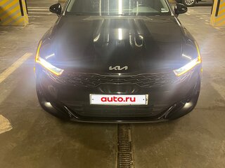 2022 Kia K5 III, чёрный, 3333000 рублей, вид 2