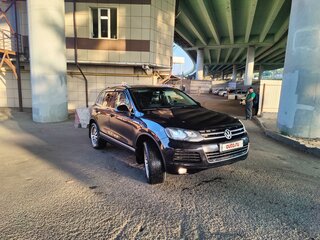 2011 Volkswagen Touareg II, чёрный, 1850000 рублей, вид 4