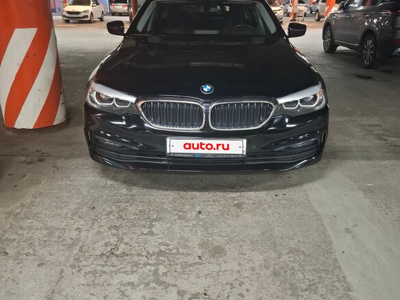 2018 BMW 5 серии 520d VII (G30/G31/G38), чёрный, 3300000 рублей - вид 2