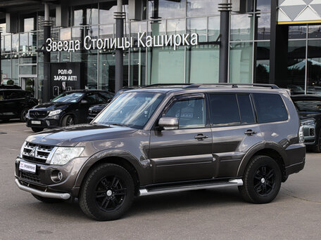 Mitsubishi Pajero IV