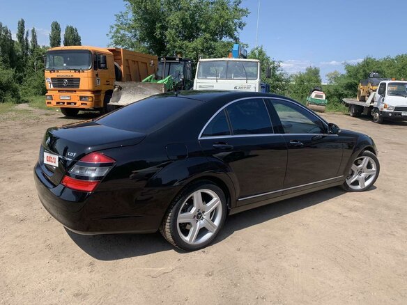 2006 Mercedes-Benz S-Класс 420 V (W221), чёрный, 1400000 рублей - вид 3