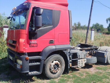 2008 Iveco Stralis, красный, 1500000 рублей, вид 3