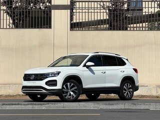2021 Volkswagen Tayron I, белый, 2080000 рублей, вид 1