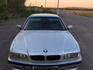 1996 BMW 7 серии 728i III (E38), серебристый, 655000 рублей, вид 3