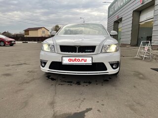 2012 Skoda Octavia RS II Рестайлинг, белый, 2500000 рублей, вид 3