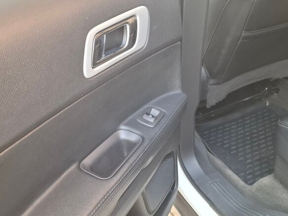 2012 Ford Explorer V, белый, 1770000 рублей - вид 13
