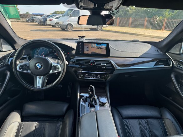 2018 BMW 5 серии M550d xDrive VII (G30/G31/G38), чёрный, 5800000 рублей - вид 7