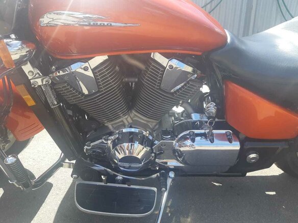 2003 Honda VTX 1800, оранжевый - вид 3