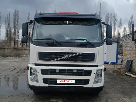 2003 Volvo FM, белый, 5850000 рублей, вид 1