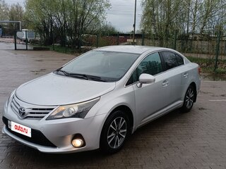 2011 Toyota Avensis III Рестайлинг, серебристый, 1100000 рублей, вид 1