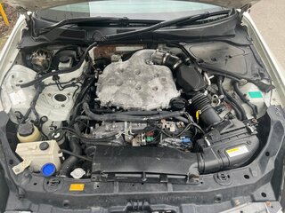 2002 Nissan Skyline XI (V35), белый, 630000 рублей, вид 3