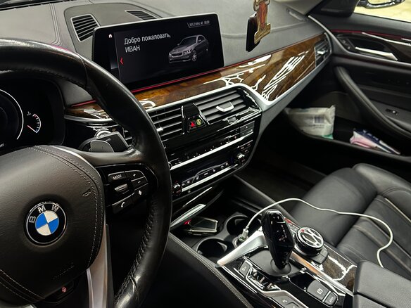 2019 BMW 5 серии 520d VII (G30/G31/G38), серый, 4200000 рублей - вид 4