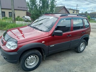 2015 Chevrolet Niva I Рестайлинг, красный, 800000 рублей, вид 2