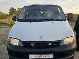1996 Toyota HiAce XH10, белый, 479999 рублей, вид 2