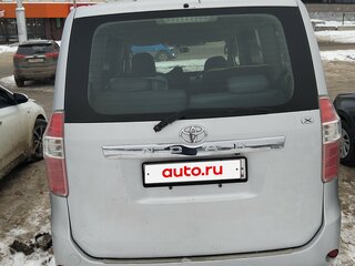 2008 Toyota Noah II (R70), серый, 1300000 рублей, вид 3