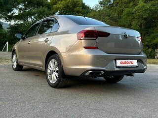 2021 Volkswagen Polo VI, бежевый, 2050000 рублей, вид 5