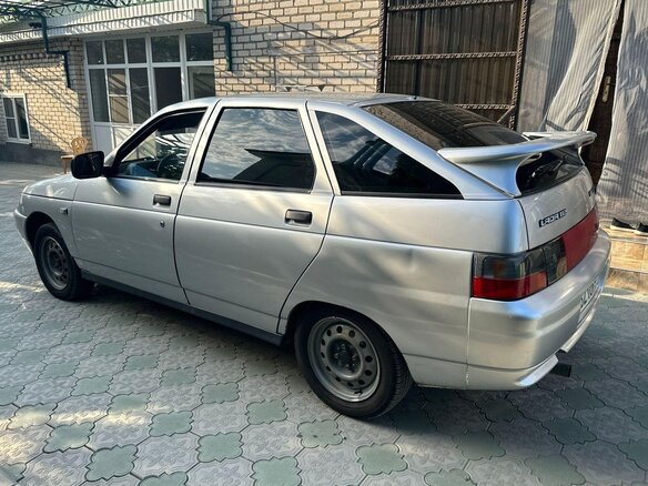2006 Lada (ВАЗ) 2112, серебристый, 285000 рублей - вид 8
