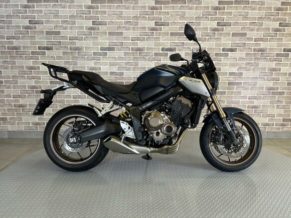 2023 Honda CB 650R, синий, 935000 рублей