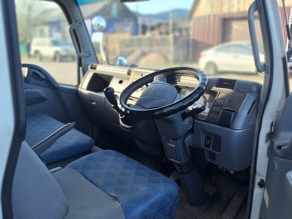2005 Fuso (Mitsubishi) Canter, белый, 2200000 рублей - вид 6