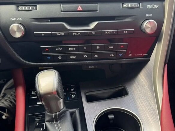 2020 Lexus RX 300 IV Рестайлинг, серый, 4600000 рублей - вид 13