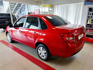 2025 Lada (ВАЗ) Granta I Рестайлинг, красный, 1152500 рублей, вид 2