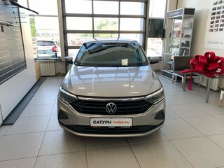 2021 Volkswagen Polo VI, серебристый, 960000 рублей, вид 3