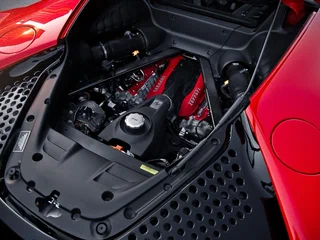2022 Ferrari SF90 Stradale I, красный, 39900000 рублей, вид 5