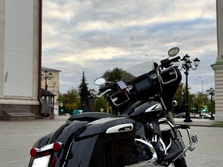 2022 Indian Chieftain, чёрный, 1999999 рублей, вид 4