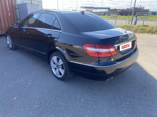 2010 Mercedes-Benz E-Класс 350 IV (W212, S212, C207), чёрный, 1500000 рублей, вид 3