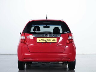 2011 Honda Fit II, красный, 829000 рублей, вид 5