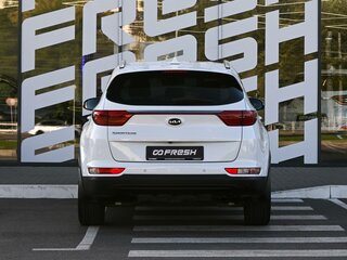 2018 Kia Sportage IV, белый, 1679000 рублей, вид 4