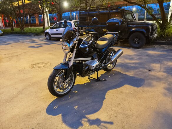 2009 BMW R 1200 R, чёрный, 600000 рублей - вид 1