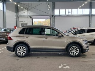 2017 Volkswagen Tiguan II, бежевый, 2295000 рублей, вид 5